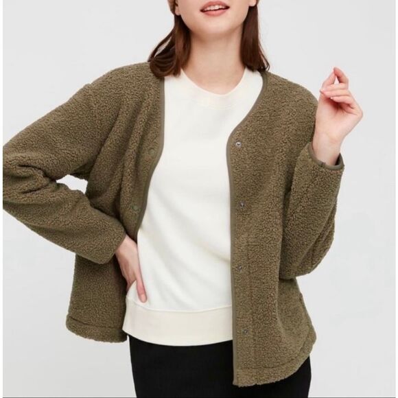 Uniqlo Pile Lined Fleece Jacket size S Olive Green Snap Closure - Picture 1 of 11
